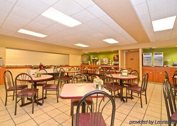 Sleep Inn & Suites Conference Center And Water Park Minot Restaurante foto